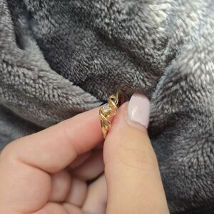 10k Yellow Gold And Diamond Infinity Knot Ring Size 6.5